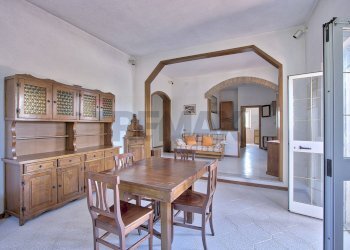 Sala da pranzo - Casa indipendente VIA DELLA SELVA
 
24, Civitella in Val di Chiana - foto 18