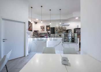 Cucina - Commercial Activity via Panfilia
 
31, Ravenna - photo 11