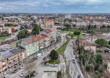 Edificio all\'aperto - Commercial Activity via Panfilia
 
31, Ravenna - photo 21