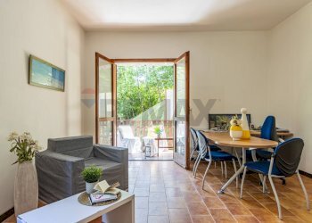 Sala da pranzo - Trilocale Via San Carlo
 
3, Cremeno - foto 4