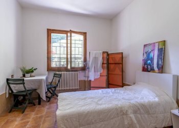 Camera / camera da letto - Trilocale Via San Carlo
 
3, Cremeno - foto 20