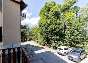 Edificio all\'aperto - Trilocale Via San Carlo
 
3, Cremeno - foto 25