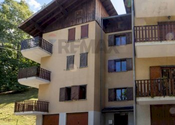 Edificio all\'aperto - Trilocale Via San Carlo
 
3, Cremeno - foto 32