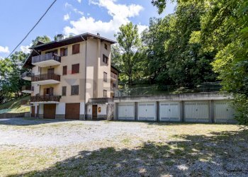 Edificio all\'aperto - Trilocale Via San Carlo
 
3, Cremeno - foto 33