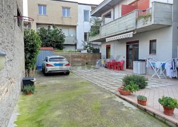 Edificio all\'aperto - Appartamento Roseto degli Abruzzi - foto 6