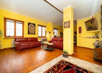 Foto 2 - Villa Strada Pozzetto
 
13, Rivoli - foto 2