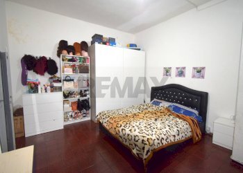 Camera / camera da letto - Casa semi indipendente Via Roma
 
53/55, Medesano - foto 10