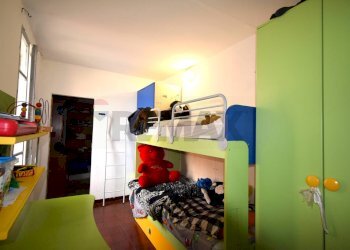 Camera / camera da letto - Casa semi indipendente Via Roma
 
53/55, Medesano - foto 12