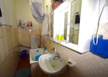 Bagno - Casa semi indipendente Via Roma
 
53/55, Medesano - foto 27