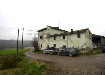 Casa all\'aperto - Casa semi indipendente Via Varano
 
48, Noceto - foto 1