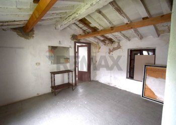 Stanza vuota - Casa semi indipendente Via Varano
 
48, Noceto - foto 32