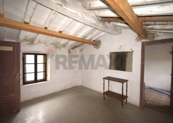 Stanza vuota - Casa semi indipendente Via Varano
 
48, Noceto - foto 35