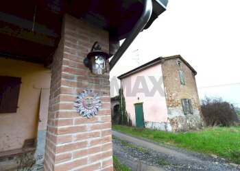 Casa all\'aperto - Casa semi indipendente Via Gabbiano Cella
 
31, Noceto - foto 7