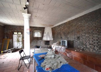 Sala da pranzo - Rustic Le lame
 
2, Medesano - photo 9