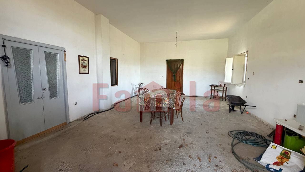 Foto 1 - Magazzino Avella - foto 1