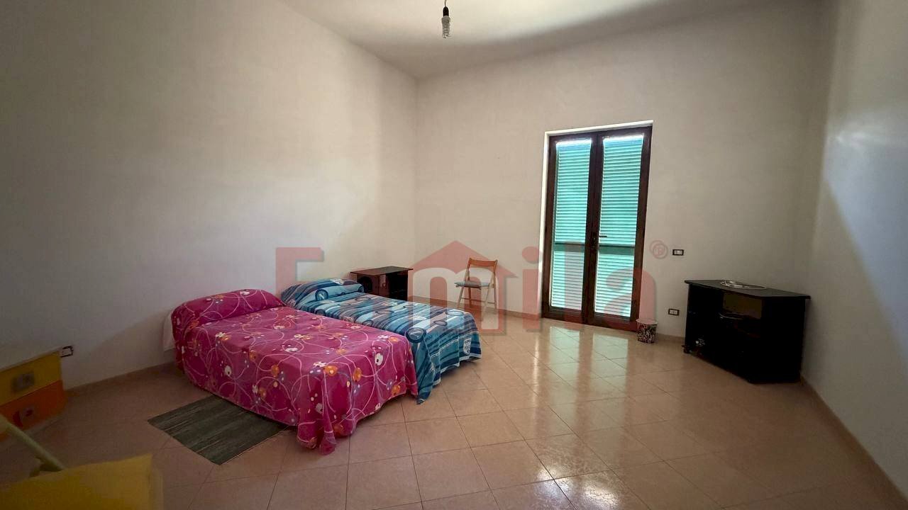 Foto 2 - Magazzino Avella - foto 2