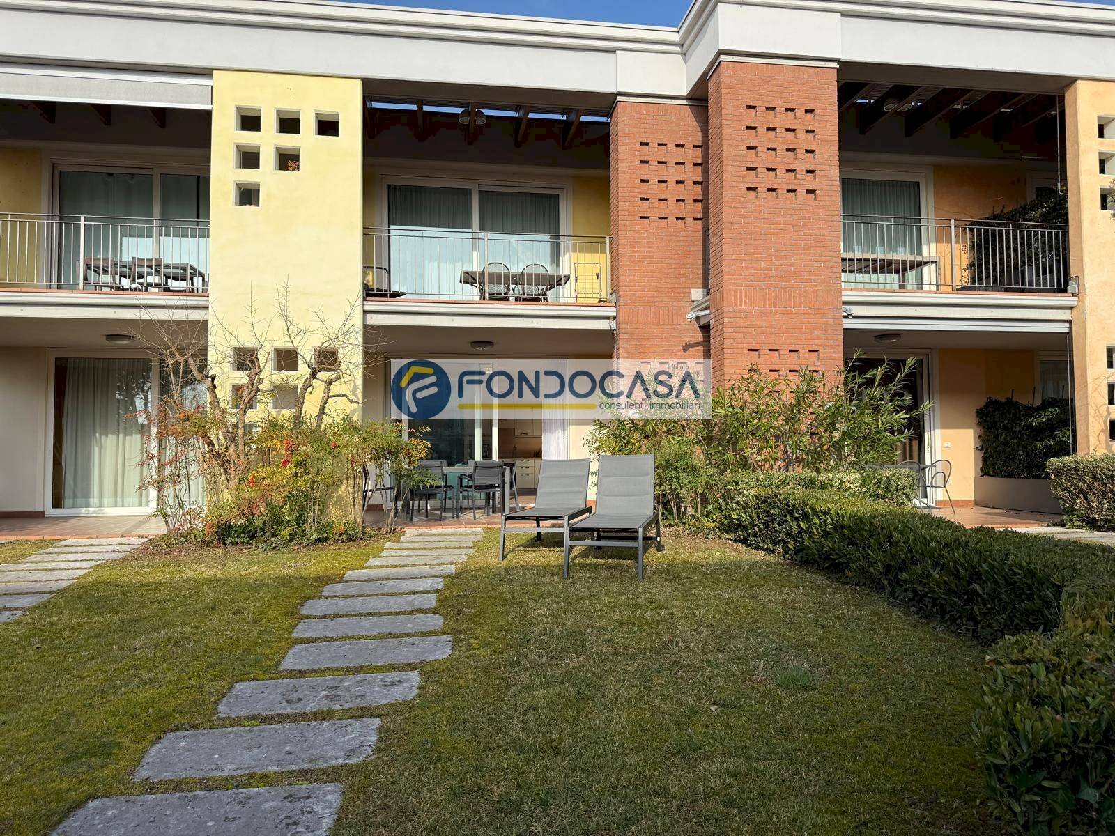 Foto 2 - Bilocale Via giuseppe Mazzini
 
1, Padenghe sul Garda - foto 2