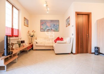 INGRESSO ANTIBAGNO - Appartamento VIA GIULIO CESARE
 
1, Desenzano del Garda - foto 11