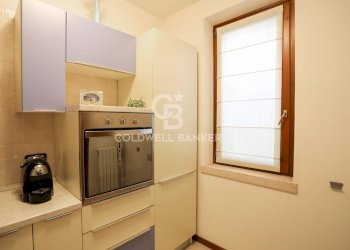 CUCINA - Appartamento VIA GIULIO CESARE
 
1, Desenzano del Garda - foto 15