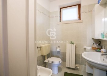 BAGNO FINESTRATO - Appartamento VIA GIULIO CESARE
 
1, Desenzano del Garda - foto 17