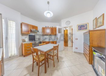 Cucina - Bilocale Viale San Giovanni Bosco
 
128, Roma - foto 10
