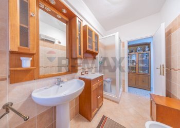 Bagno - Bilocale Viale San Giovanni Bosco
 
128, Roma - foto 28