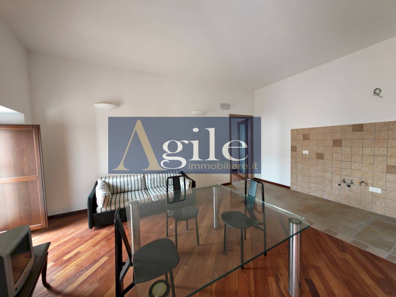 Foto 2 - Trilocale piazza piè di corte, Corropoli - foto 2