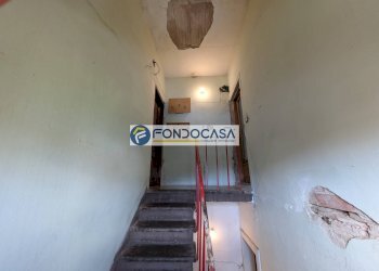 scale - Rustico via martiri delle foibe, Lucca - foto 54