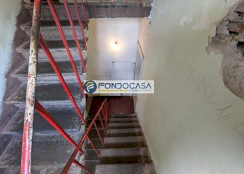 scale - Rustico via martiri delle foibe, Lucca - foto 55