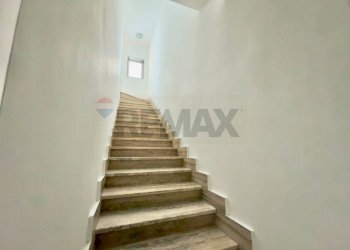 Scale - Independent house San Vito dei Normanni - photo 38