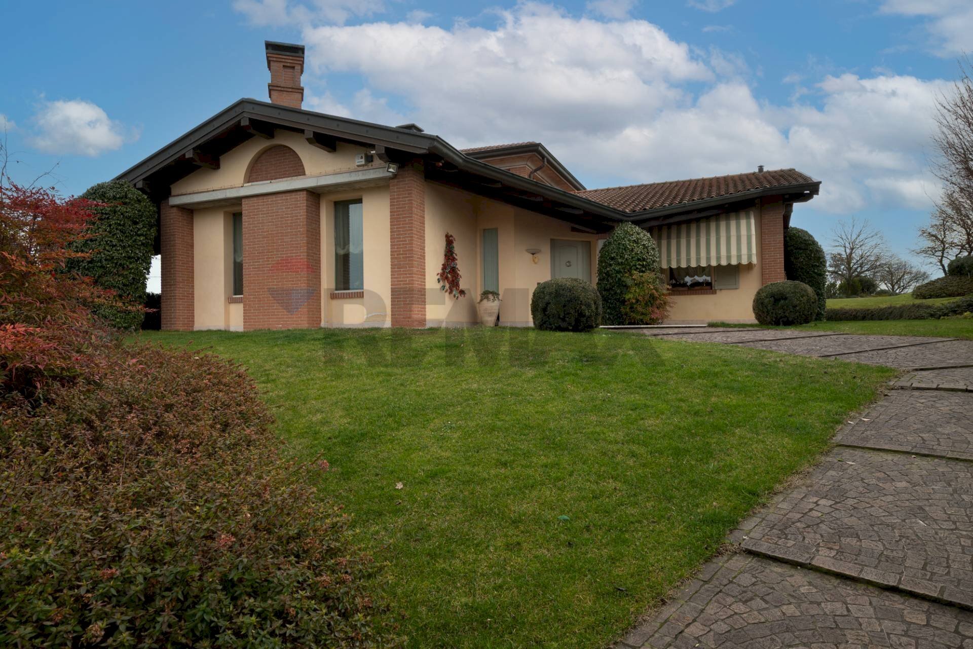 Casa all\'aperto - Villa bargone montauro
 
218, Salsomaggiore Terme - foto 1