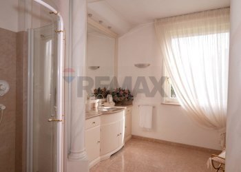 Bagno - Villa bargone montauro
 
218, Salsomaggiore Terme - photo 14