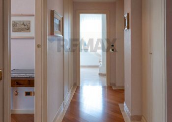 corridoio notte - Villa bargone montauro
 
218, Salsomaggiore Terme - photo 17