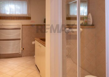 Bagno - Villa bargone montauro
 
218, Salsomaggiore Terme - photo 22