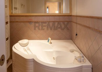 Stanza idromassaggio - Villa bargone montauro
 
218, Salsomaggiore Terme - photo 23