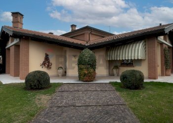 Casa all\'aperto - Villa bargone montauro
 
218, Salsomaggiore Terme - photo 37