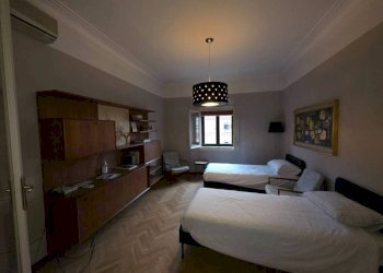 Camera da letto - Quadrilocale via dell'Indipendenza, 20, Bologna (zona Centro Storico) - foto 31