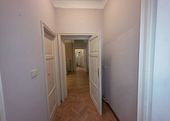 Corridoio - Quadrilocale via dell'Indipendenza, 20, Bologna (zona Centro Storico) - foto 30