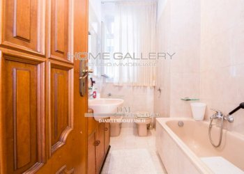 Bagno - Appartamento piazza Daniele Manin, Genova (zona Castelletto) - foto 12