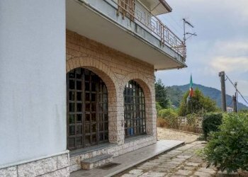 Villa via 25 Aprile, 35, Sant'Olcese - foto 5