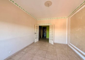 Camera da letto - Quadrilocale largo Umbria, 14, Carmagnola - foto 27