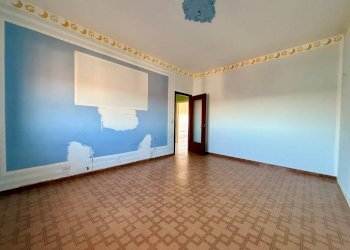 Camera da letto - Quadrilocale largo Umbria, 14, Carmagnola - foto 28