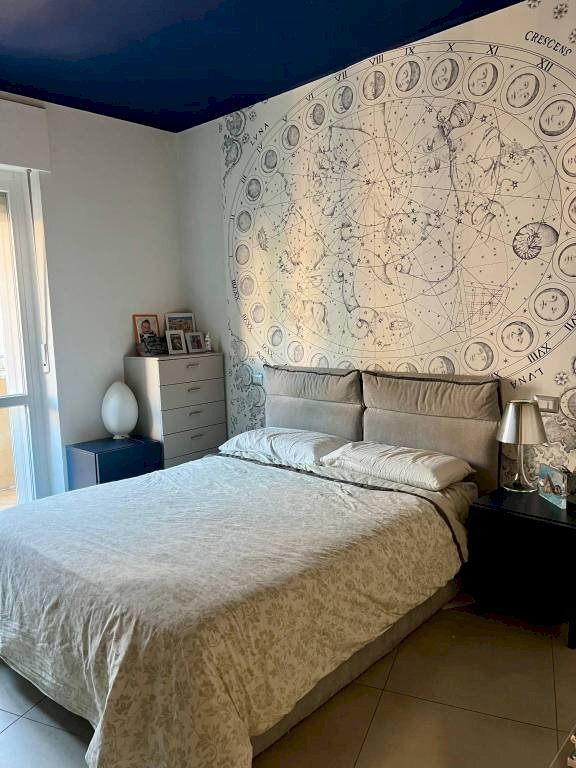 Camera da letto - Appartamento via Giuseppe Verdi, Asti - foto 3