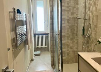 Bagno - Appartamento via Giuseppe Verdi, Asti - foto 12