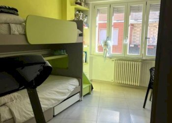 Camera da letto - Appartamento via Giuseppe Verdi, Asti - foto 14