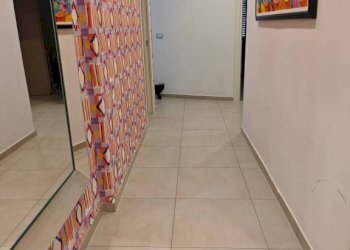 Corridoio - Appartamento via Giuseppe Verdi, Asti - foto 16