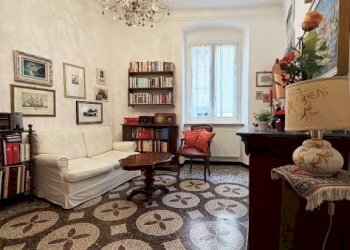 Salone - Quadrilocale Passo 10 Dicembre, 10, Genova (zona Lagaccio) - foto 3