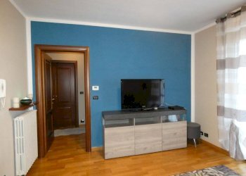 Salone - Appartamento corso Cortemilia, Alba - foto 3