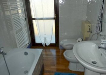 Bagno - Appartamento corso Cortemilia, Alba - foto 17