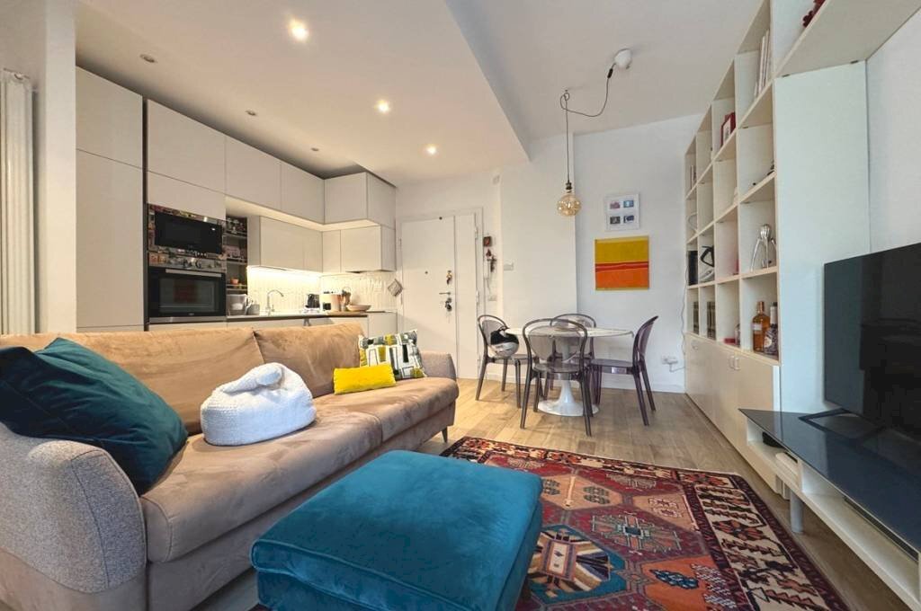 Soggiorno - Two-room apartment via Luigi Ronzoni, Roma - photo 2